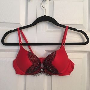 NWOT Victoria’s Secret Push Up Bra